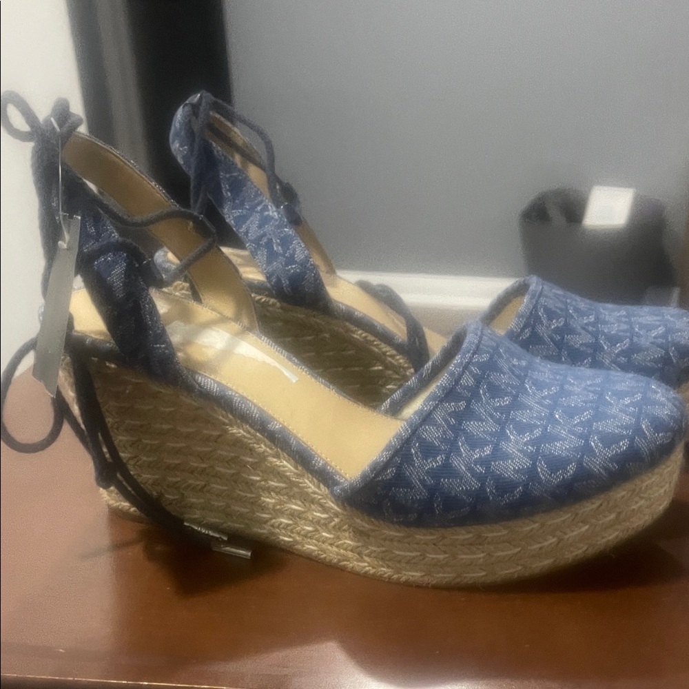 MICHAEL Michael Kors Blue Patterned Wedges